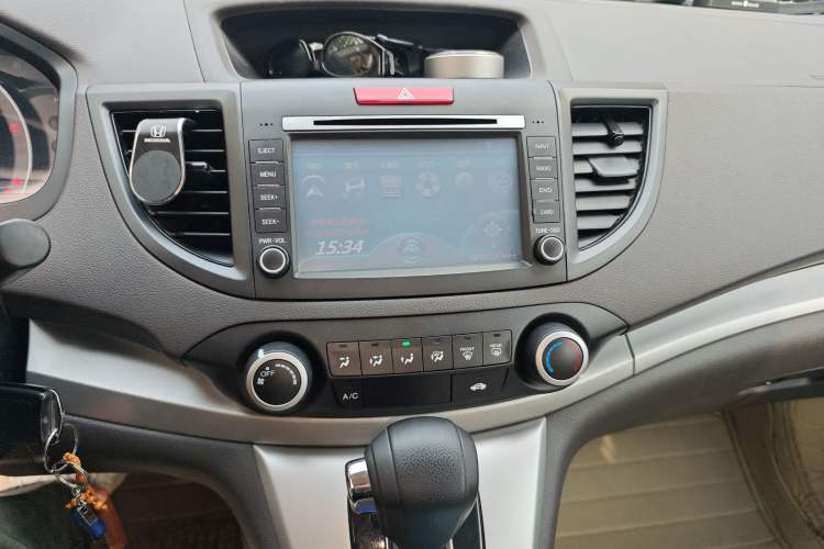 Used Honda CR-V 2012 2.0L two-wheel drive urban version
