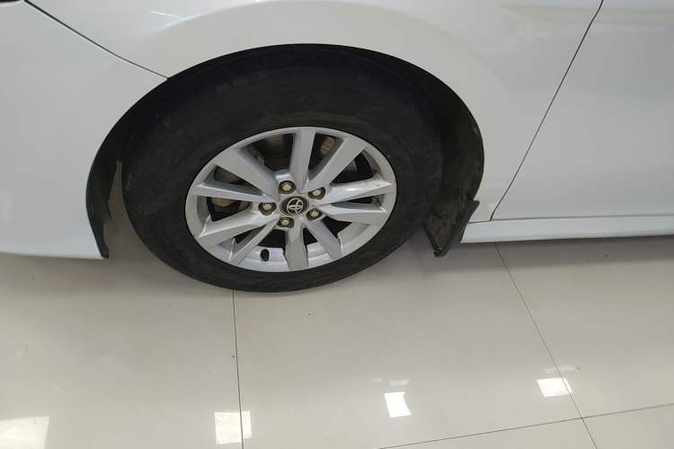 Used Toyota Camry 2018 2.0E Leading Edition