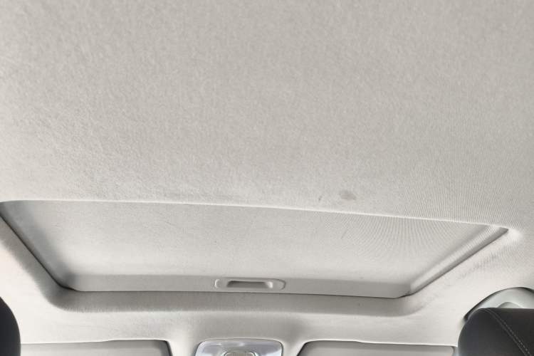 Used GAC Trumpchi GS3 2017 150N Manual Elite Edition Headliner