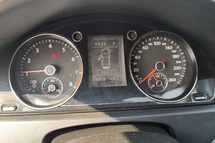 Used Volkswagen Magotan 2013 2.0 TSI Luxury Model