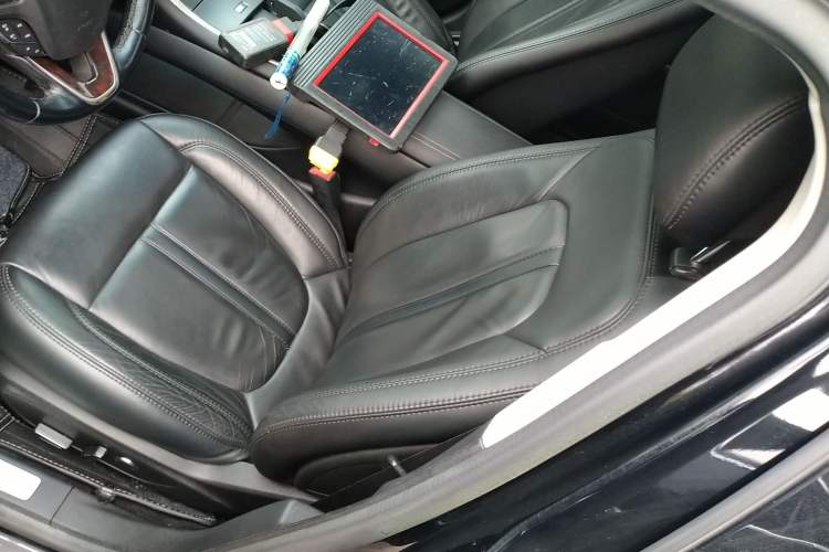 Used Lincoln MKZ 2014 2.0T Luxury Edition
