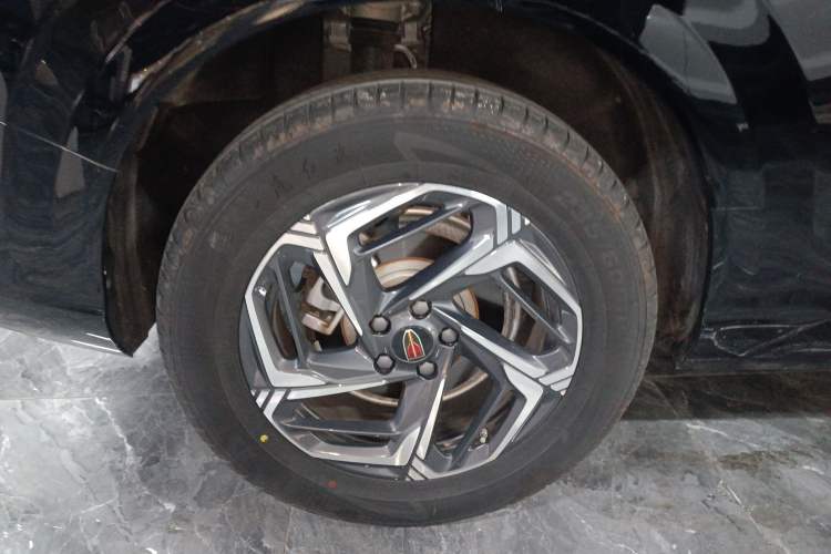 Used Hongqi HS3 2023 1.5T Two-Wheel Drive Shanwei Edition Exterior 5