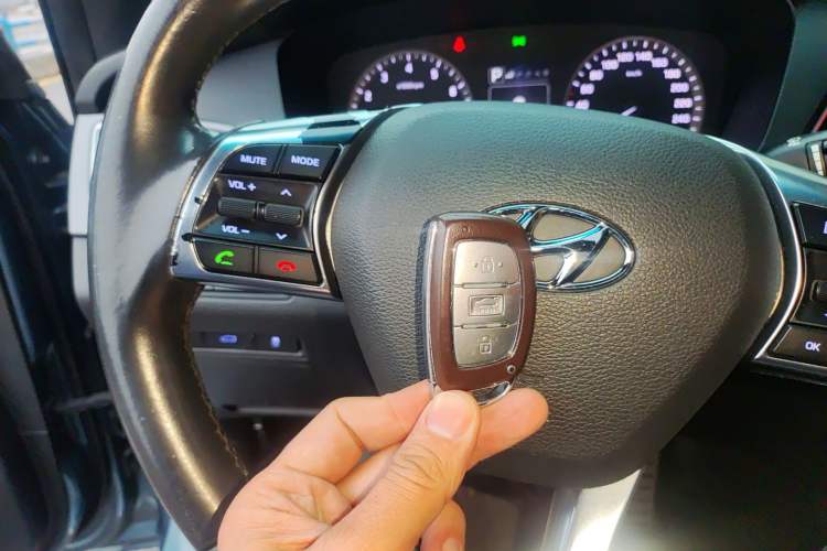 Used Hyundai Sonata 2015 1.6T GLS Smart Model
