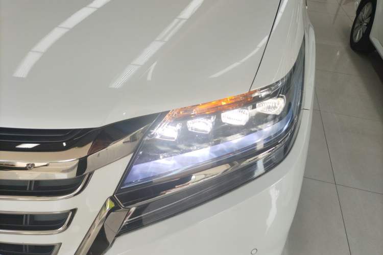 Used Honda Elysion 2019 2.0L Hybrid Luxury Edition