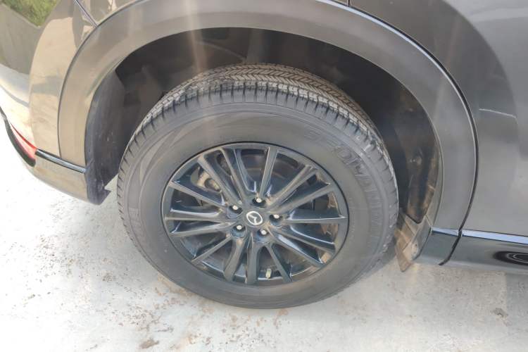 Used Mazda CX-5 2021 2.0L Automatic Two-Wheel Drive Black Knight Right Rear Wheel Hub