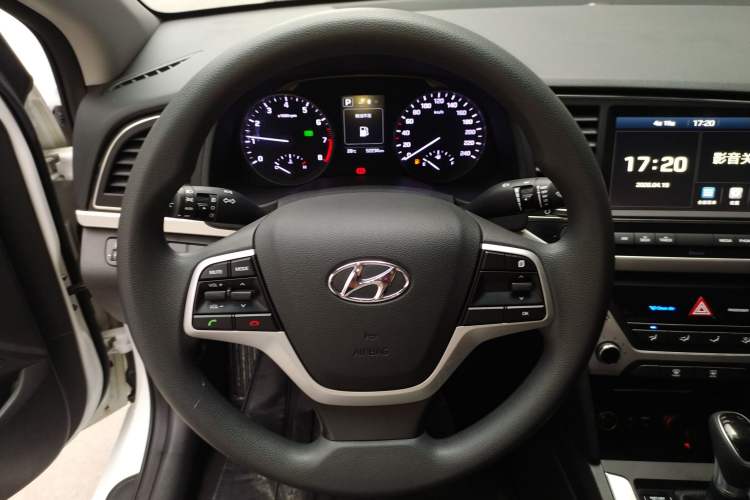 Used Hyundai Elantra (6th Generation / Lingdong) 2016 1.6L Automatic ZhiXuan – Elite Version
