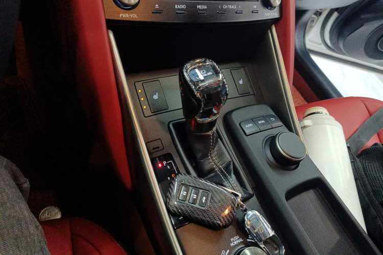 Used Lexus IS 2017 300 FENGSHANG Edition
