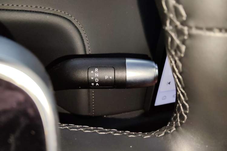 Used Li Auto L8 2023 Pro Model Gear Lever