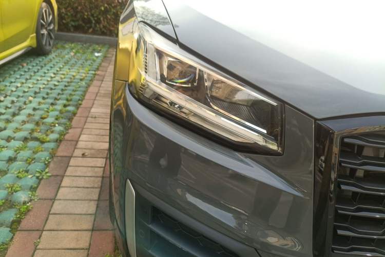 Used Audi Q2L 2020 35 TFSI Ambition Dynamic Edition Right Front Headlight