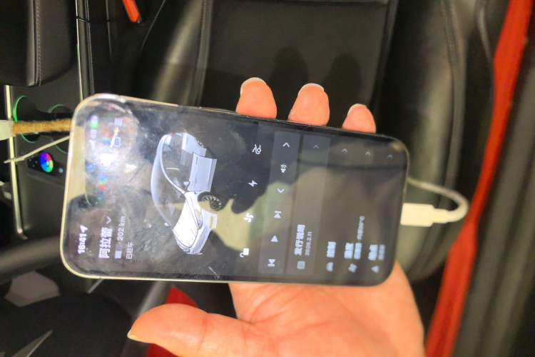 Used Tesla Model Y 2021 Standard Range Rear-Wheel Drive Version Vehicle Key