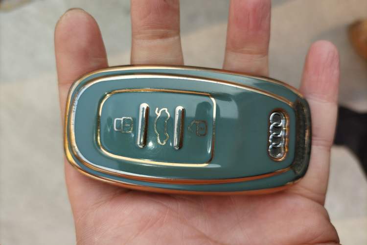 Used Audi A8 2013 A8L 45 TFSI quattro Comfort model