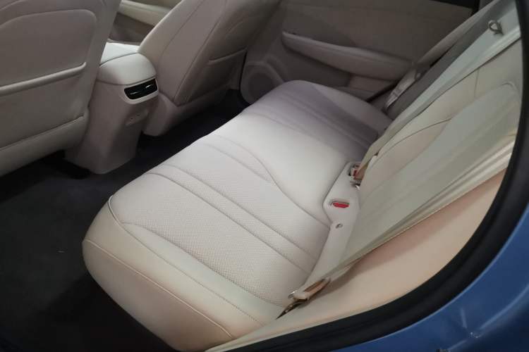 Used Hima H5 2025 Model Range-Extending Max Left Rear Seat