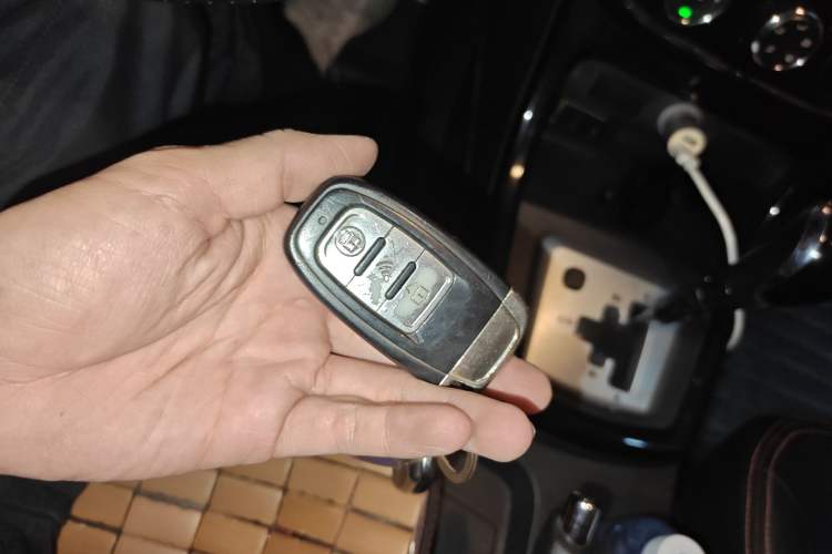 Used HYOSOW H2 2015 1.5L AMT Comfort Version BJ415C
