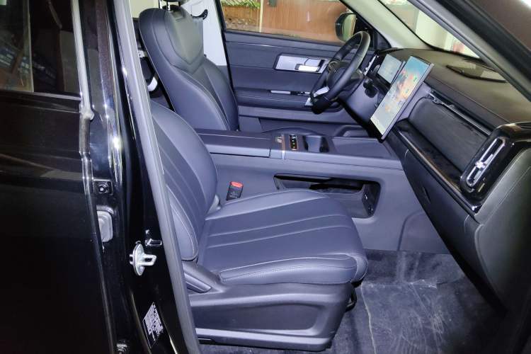 Used Chery Tiggo 7 C-DM 2025 1.5T 120KM Edition
