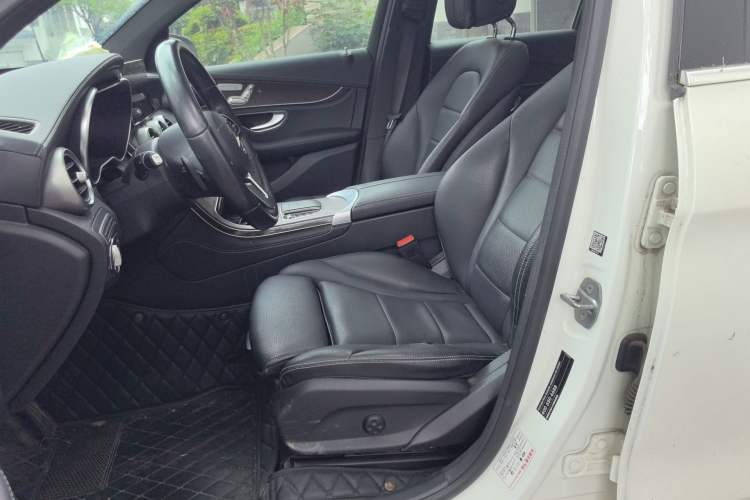 Used Mercedes-Benz GLC 2020 GLC 260 L 4MATIC Dynamic Model Left Front Seat