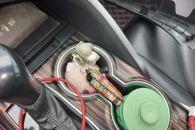 Used Toyota Camry 2019 Revised Version 2.0G Luxury Edition Vehicle Key