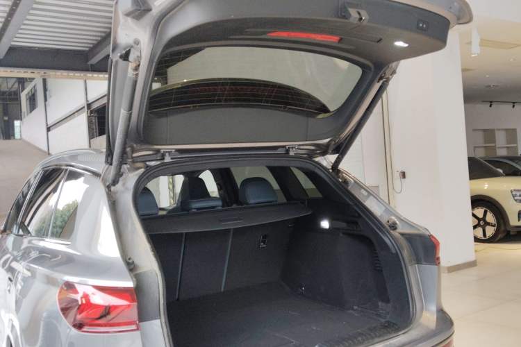 Used Audi Q6L e-tron 2026 First Launch Navigation Edition