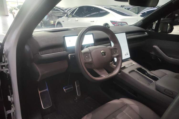 Used Nio ES7 2024 100kWh Signature Edition
