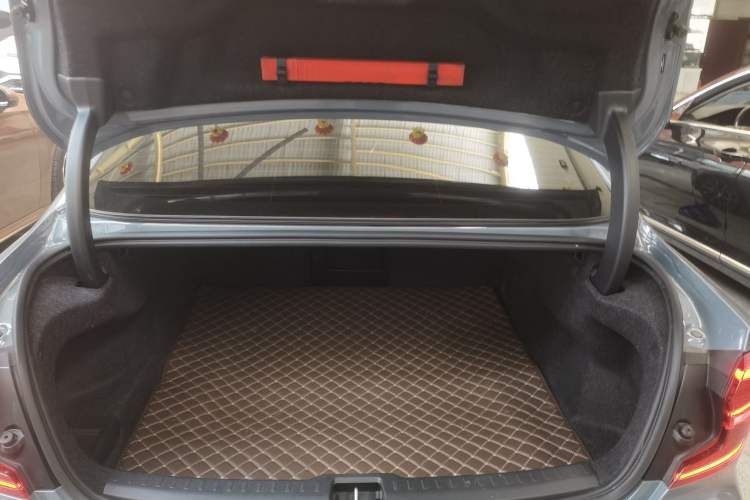 Used Volvo S60 2022 B4 Zhiyi Luxury Edition