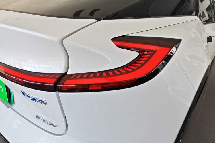 Used Toyota bZ5 2025 Model 550 PRO Smart Driving Edition
