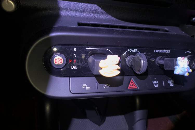 Used MINI Electric COOPER 2024 452km COOPER SE Artist Gear Lever