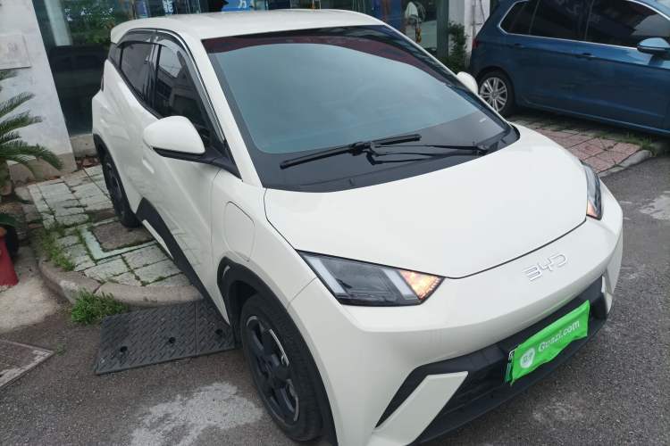 Used BYD Seagull 2024 Honor Edition 305km Freedom Version Front Right 45 Deg