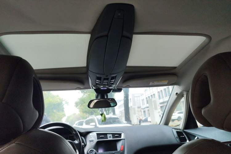 Used DS 5 2013 1.6T Prestige Edition THP200
