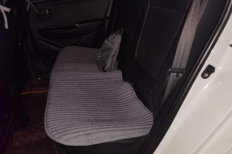 Used Kia K2 2012 Sedan 1.6L Automatic Transmission Premium Commemorative Edition
