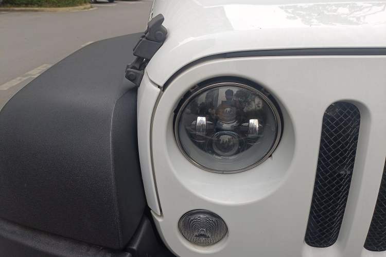 Used Jeep Wrangler 2015 3.6L Rubicon Four-Door Comfort Edition
