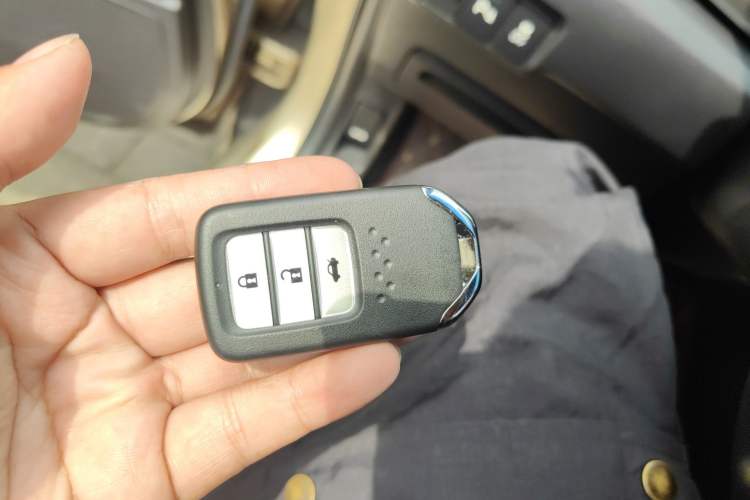 Used Honda Crider 2016 1.8L CVT Leading Edition Vehicle Key