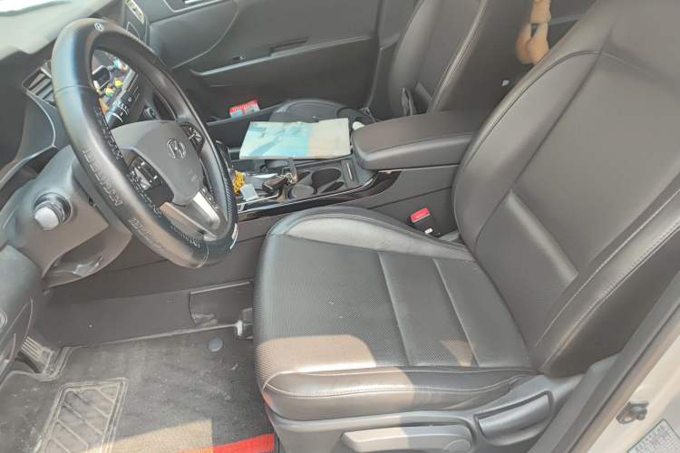 Used Hyundai Mistra 2014 1.8L Automatic Smart GLS
