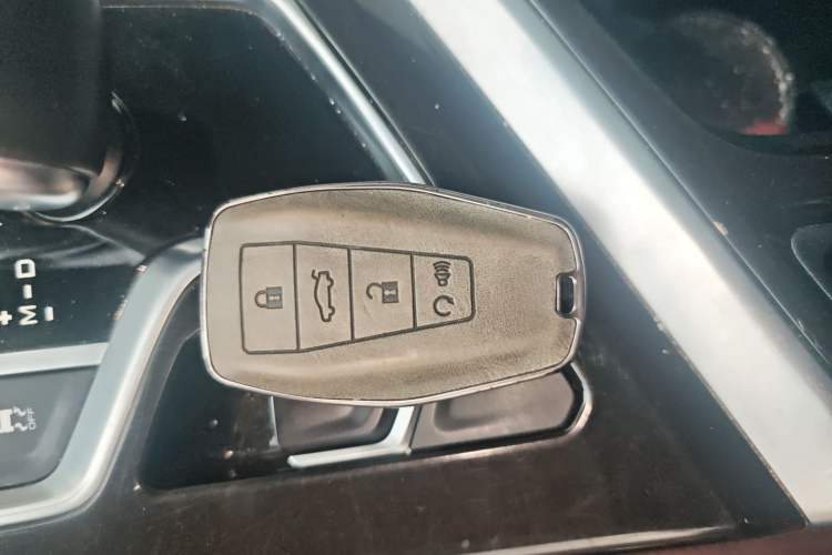 Used Geely Auto Jiajie 2022 1.8TD DCT Platinum Luxury Edition Interior 1