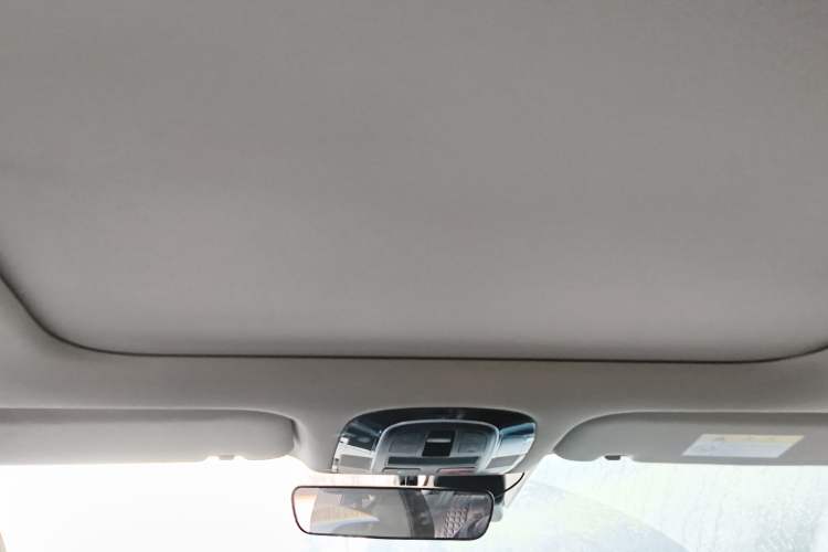 Used Hyundai Sonata 2024 1.5T Pro Headliner