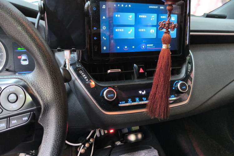 Used Toyota Levin 2022 Dual-Engine 1.8H E-CVT Luxury Edition Audio And AC Panel