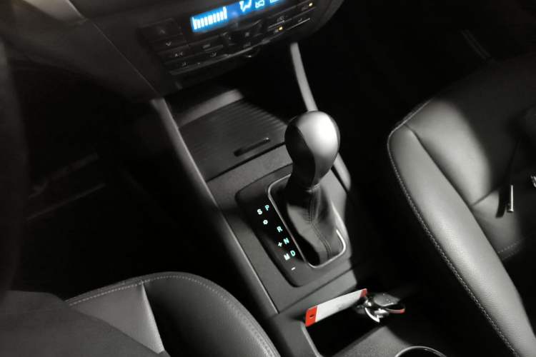 Used BAIC Senova X65 2015 2.0T Automatic Elite Model