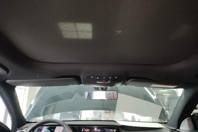 Used Mercedes-Benz E-Class 2023 Restyled E 260 L Sport Edition Headliner