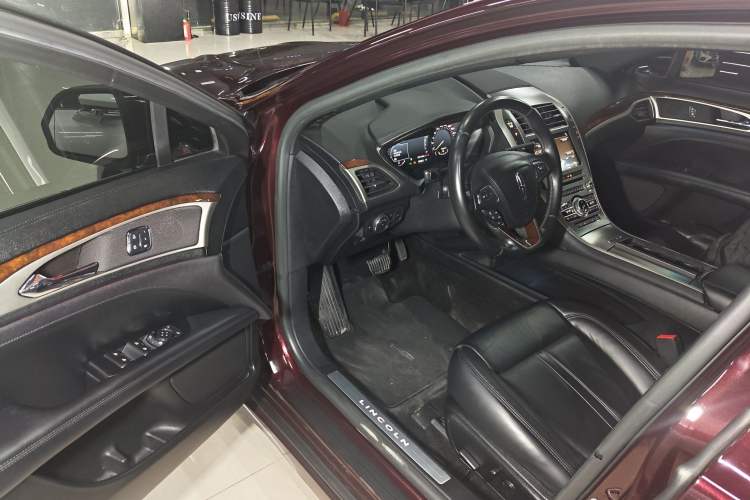 Used Lincoln MKZ 2017 2.0T Luxury Edition