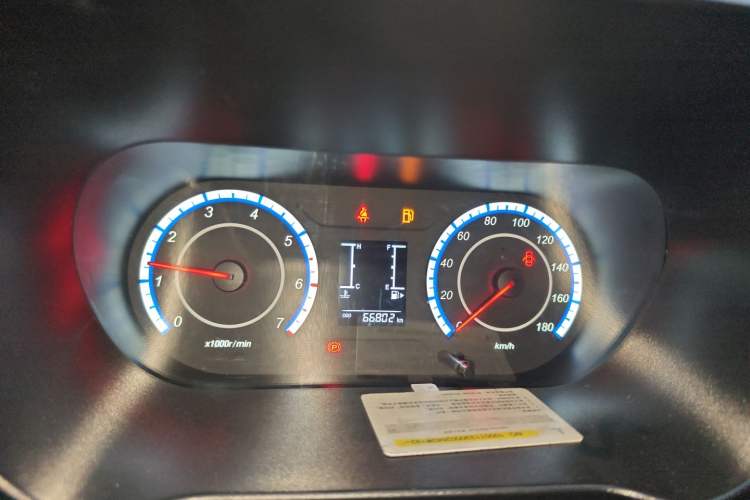 Used CHANGAN KAICHENG Ruixing M60 2023 1.5L GDI Comfort-Class Passenger Vehicle 6/7 Seats