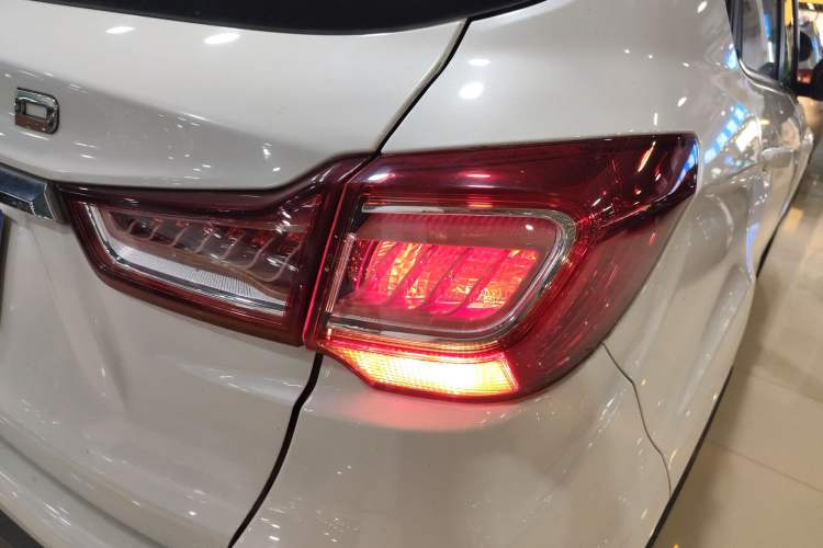 Used Land X2 2017 1.6L Manual Jingrui Edition
