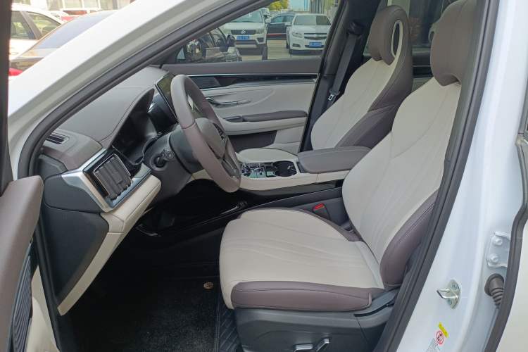 Used BYD Song PLUS New Energy 2025 DM-i 112KM Prestige Model Left Front Seat
