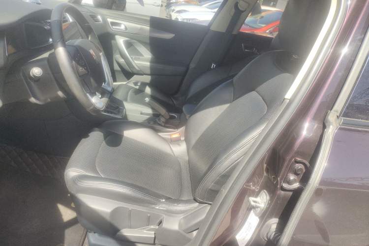 Used DS 5LS 2014 1.8L automatic Comfort version VTi140 Left Front Seat