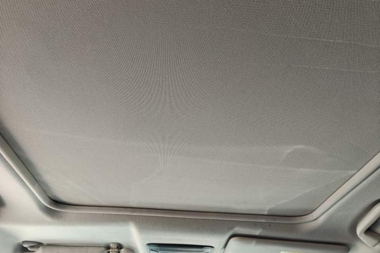 Used Honda Vezel 2015 1.8L CVT 2WD Luxury Model
