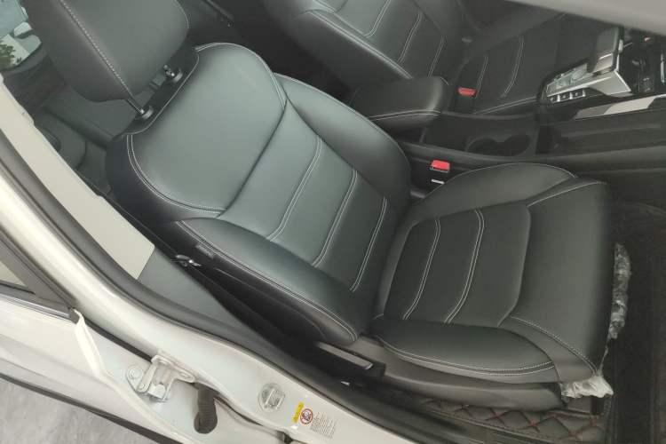 Used BYD Yuan New Energy 2019 EV535 High-Energy Leading Edition Right Front Seat