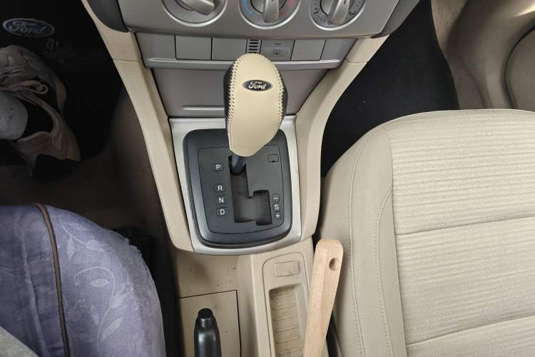 Used Ford Focus 2013 Sedan Classic 1.8L Automatic Base Model