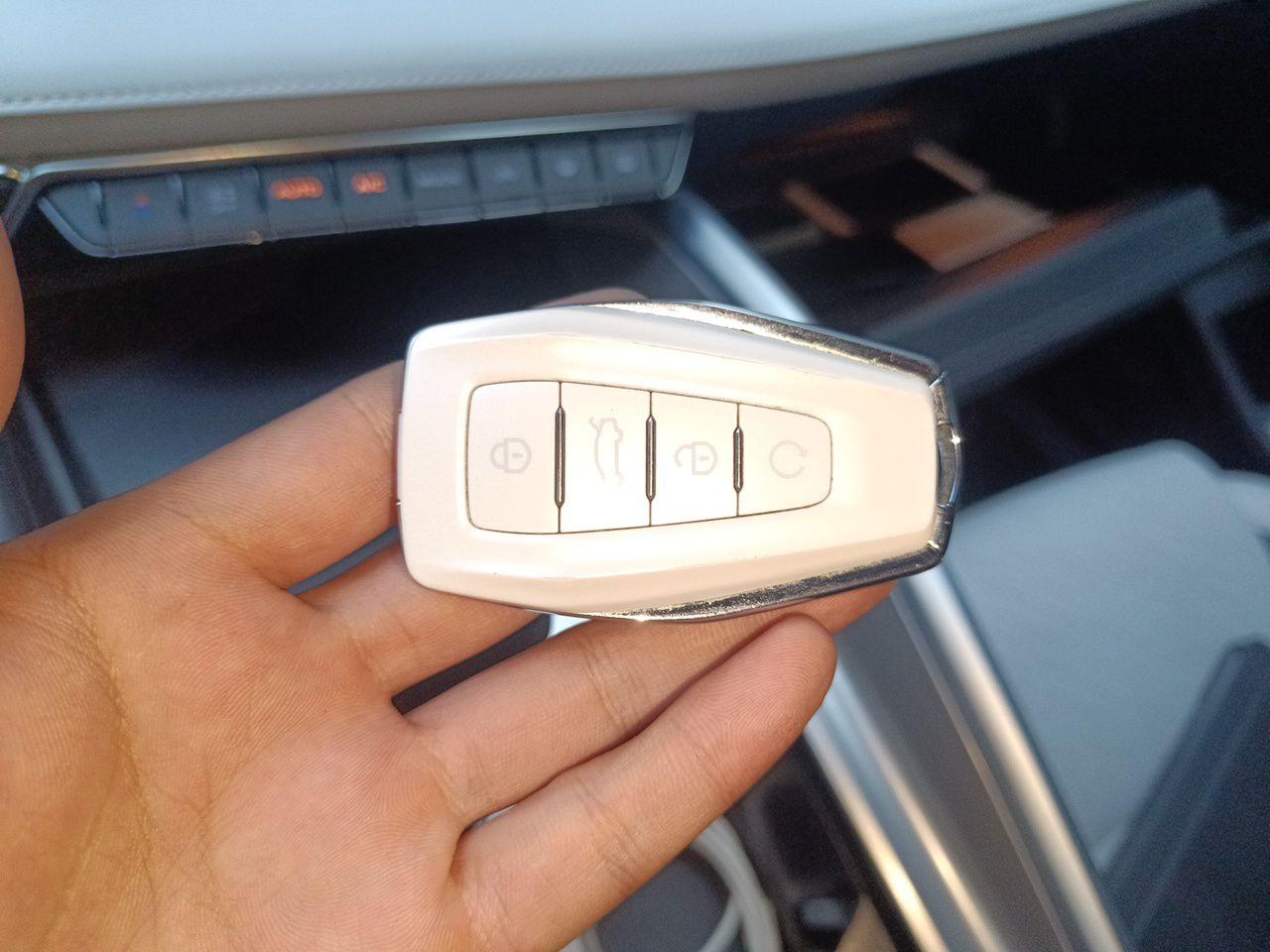 Geely Auto Preface 2023 2.0TD Prestige Version — снимка 16