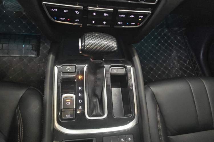 Used GAC Trumpchi GS8 2017 320T Two-Wheel Drive Luxury Smart Connectivity Version (7 Seats)