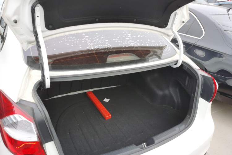 Used Kia K3 2016 1.6L Automatic with Sunroof
