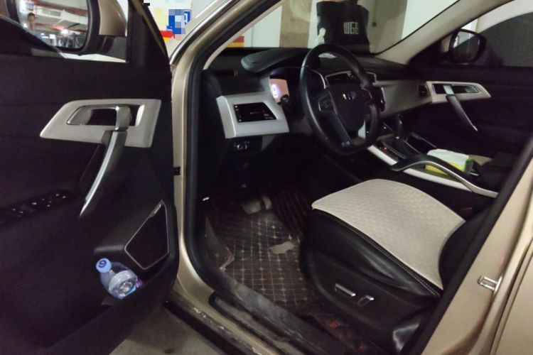 Used Geely Auto Emgrand X7 Sport 2018 1.8TD Automatic Two-Wheel Drive Smart Connect 4G Internet Edition