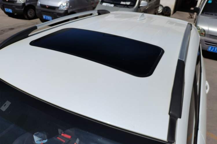 Used CHANGAN CS35 2016 1.6L Manual Luxury Model China V Standard
