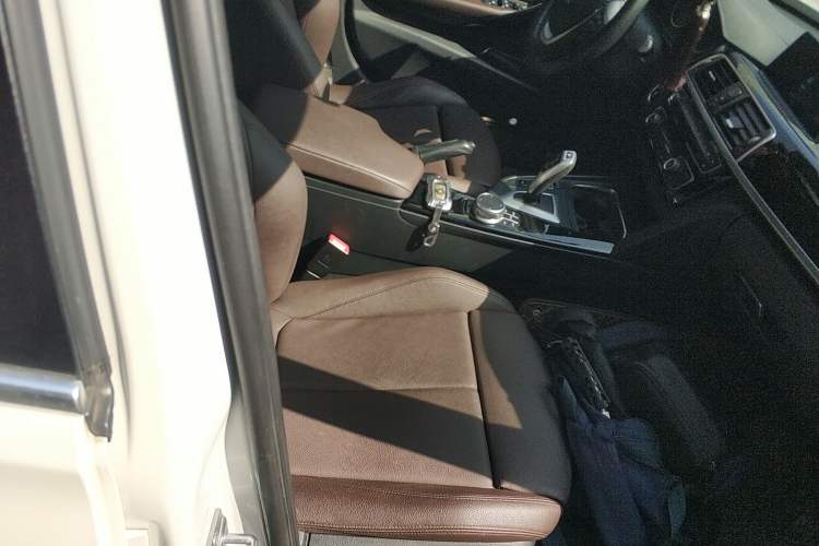 Used BMW 3 Series 2019 320Li Fashion Model
